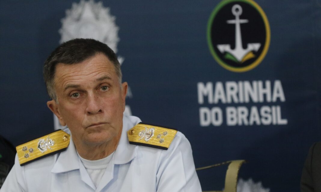 COMANDANTE 1