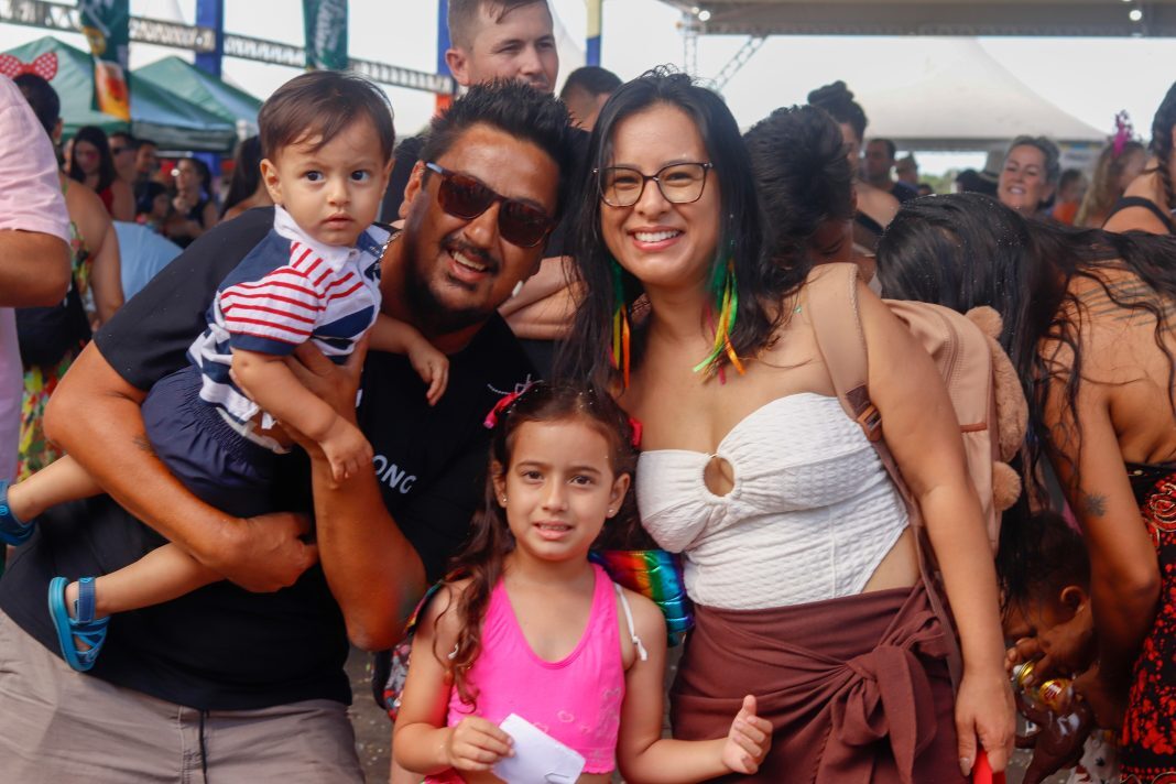 ITAJAÍ ENCERRA FOLIA 02