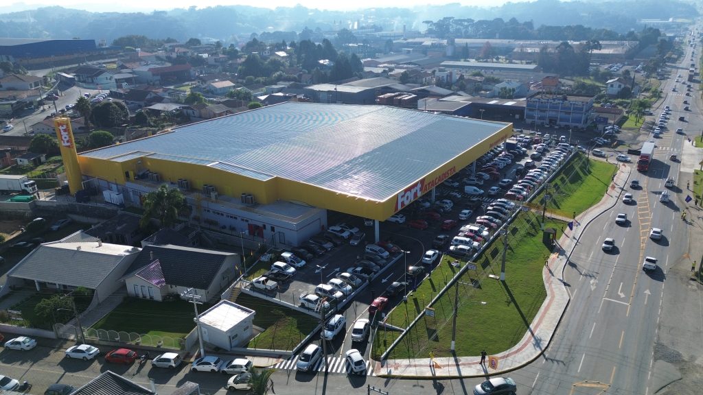 O Fort Atacadista inaugurou sua segunda unidade em São Bento do Sul, no Norte catarinense. A nova loja é a 44ª da rede em Santa Catarina e faz parte do plano de expansão do Grupo Pereira, que já prepara novas inaugurações em Chapecó e São Paulo.